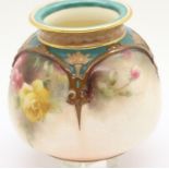 Small Hadleys Worcester Roses vase with gilt rim. P&P Group 1 (£14+VAT for the first lot and £1+