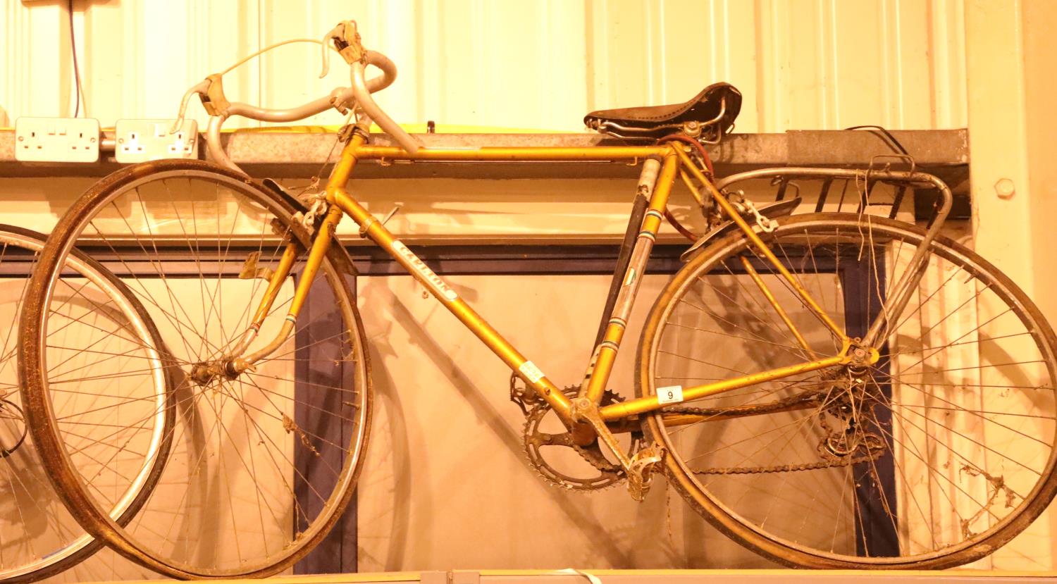 Vintage Gents Carlton 5 speed racing bike with 23" frame. Not available for in-house P&