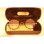 Pair of 1936 tortoiseshell and yellow metal spectacles in metal case. P&P Group 1 (£14+VAT for the