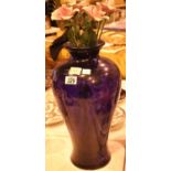 Large blue glass vase with six ceramic roses. Not available for in-house P&P