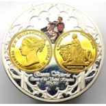 Una and the lion, commemorative enamelled coin for Queen Victoria. P&P Group 1 (£14+VAT for the