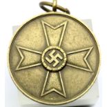 German WWII type 1939 War Merit medal with suspension loop. P&P Group 1 (£14+VAT for the first lot