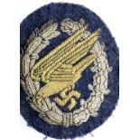 German WWII type embroidered Luftwaffe Paratrooper badge. P&P Group 1 (£14+VAT for the first lot and