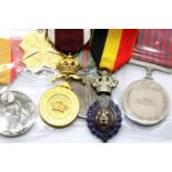 Pakistan and other worldwide medals. P&P Group 1 (£14+VAT for the first lot and £1+VAT for