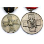 German Third Reich type Social Welfare and WWII type War Merit medals. P&P Group 1 (£14+VAT for