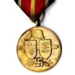 German WWII type Spanish Legion medal. P&P Group 1 (£14+VAT for the first lot and £1+VAT for