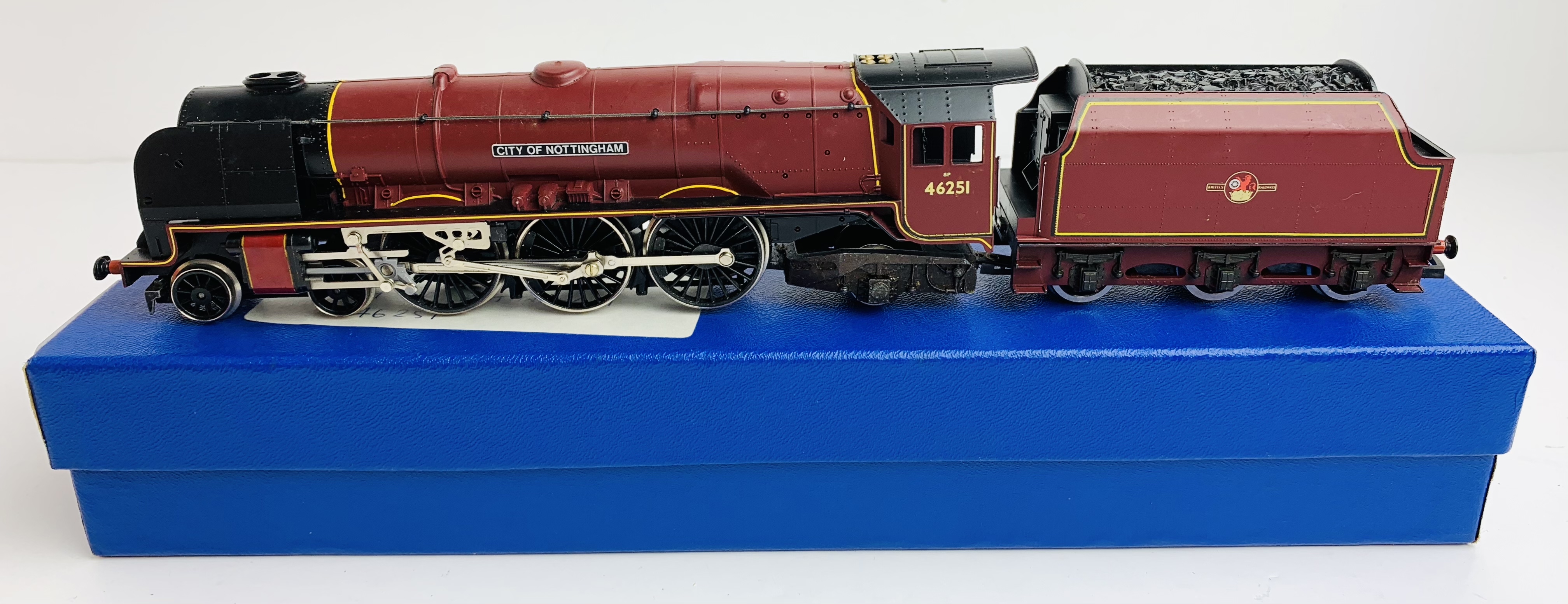 Hornby OO BR Crimson 'City of Nottingham' 46251 Loco - Supplied in Blue Leatherette Box P&P Group