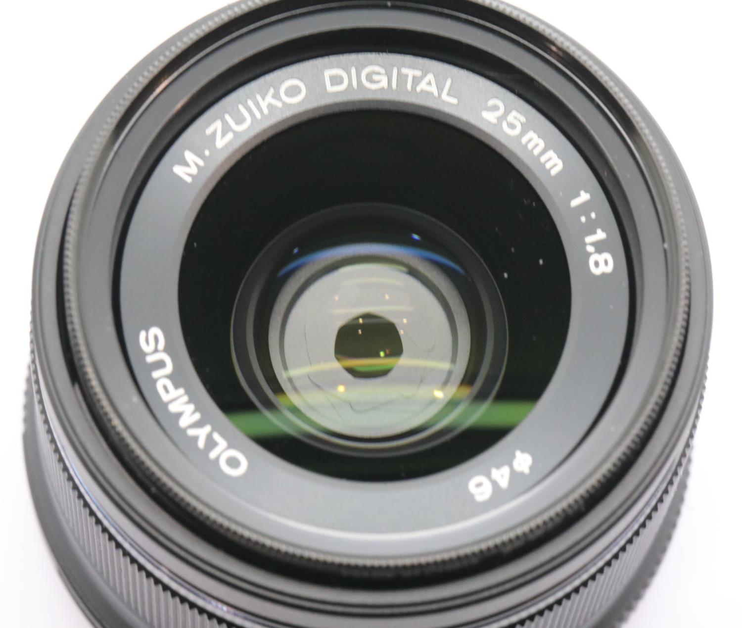 Olympus M. Zuiko digital lens, 25mm 1:1.8. P&P Group 1 (£14+VAT for the first lot and £1+VAT for - Image 2 of 4