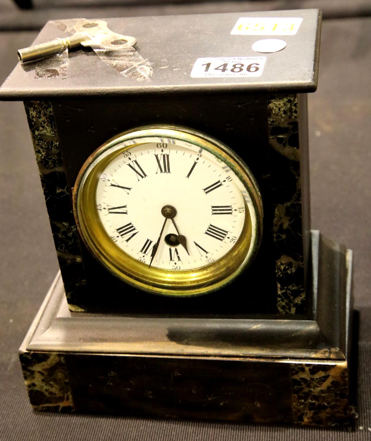 Victorian slate mantle clock with key 22 x 21 cm, lacking pendulum. P&P Group 3 (£25+VAT for the