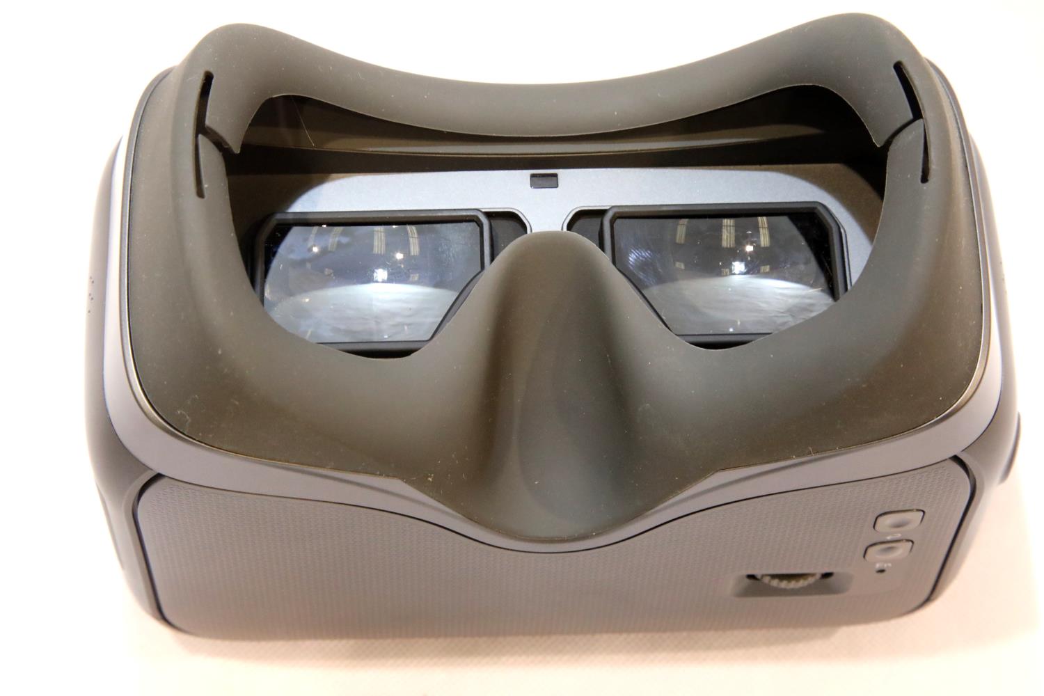 dji Racing Edition Goggles. P&P Group 1 (£14+VAT for the first lot and £1+VAT for subsequent lots) - Image 3 of 4