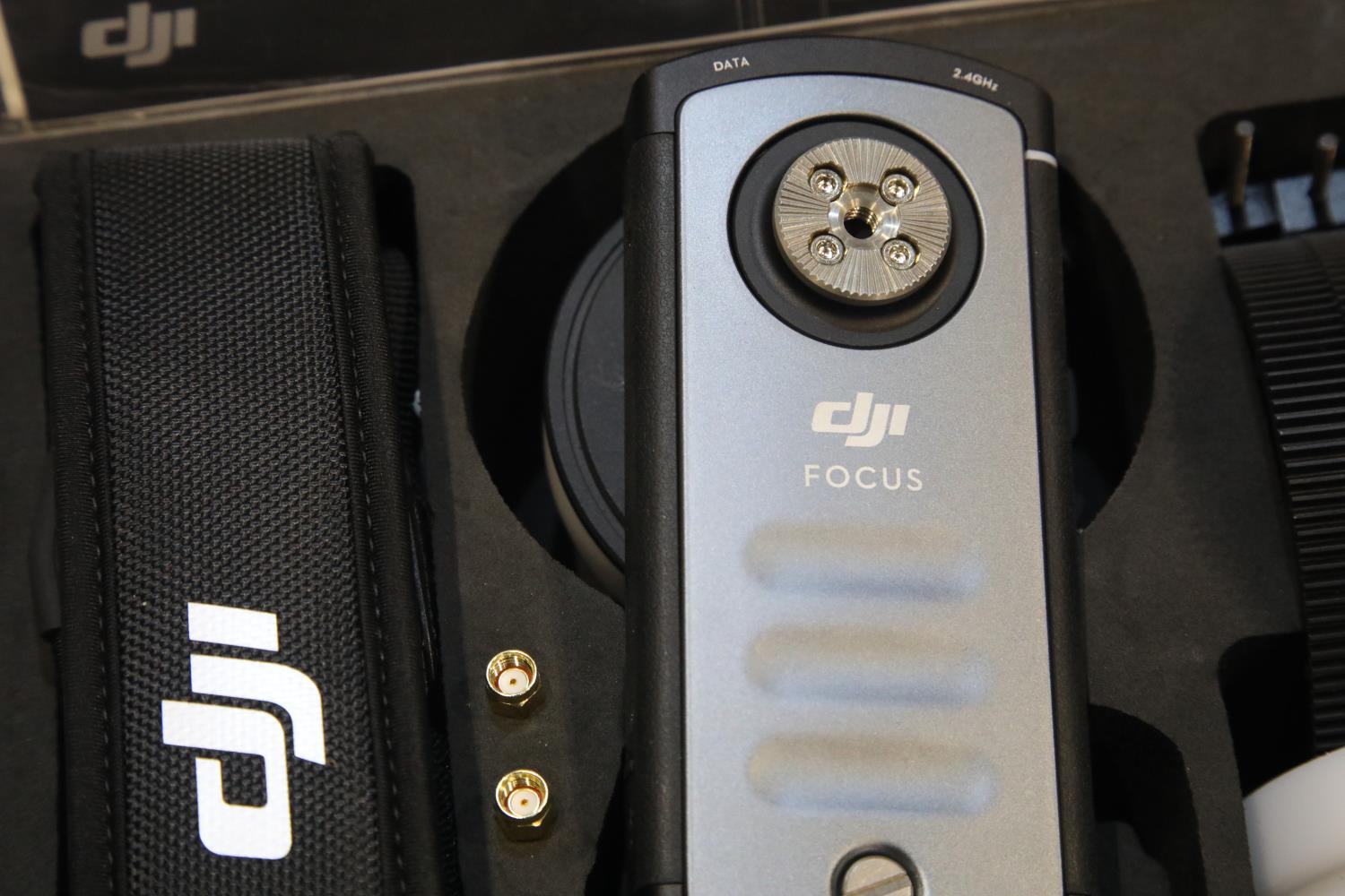 dji Focus wheel wireless lens, with straps and accessories, in a fitted DJI hard case. P&P Group - Image 2 of 5