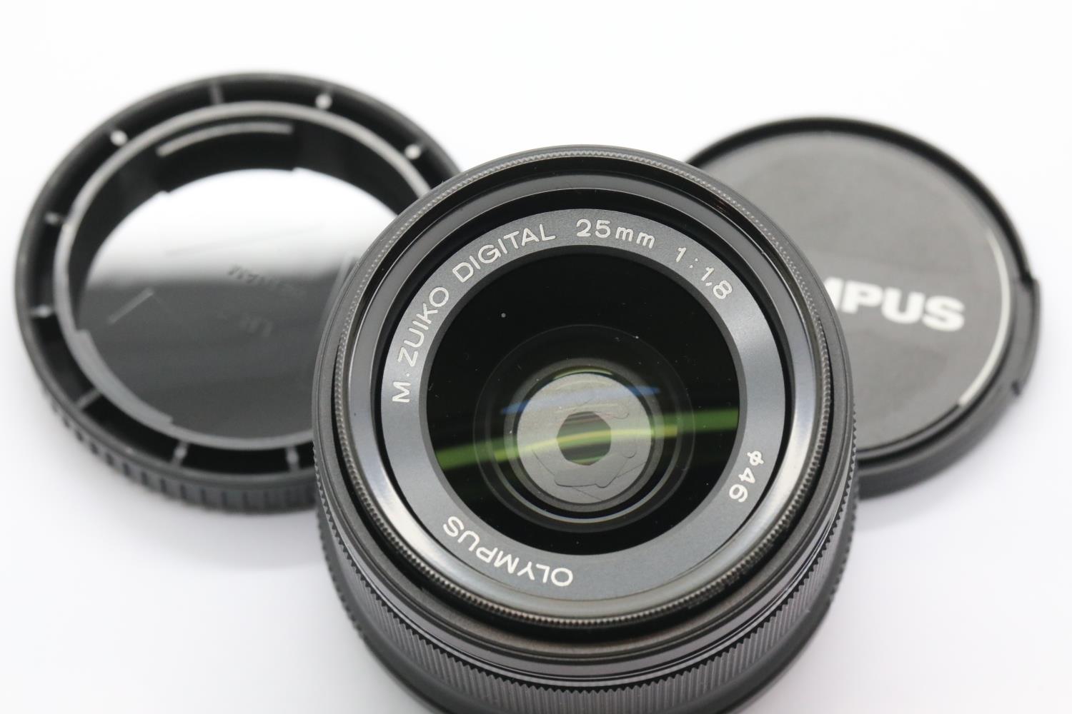 Olympus M. Zuiko digital lens, 25mm 1:1.8. P&P Group 1 (£14+VAT for the first lot and £1+VAT for