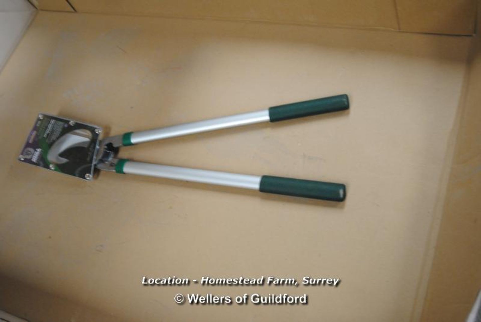 *NEW SPEAR AND JACKSON 27" DUAL GEAR BYPASS LOPPERS [LOCATION: HOMESTEAD FARM - CALL THE OFFICE TO