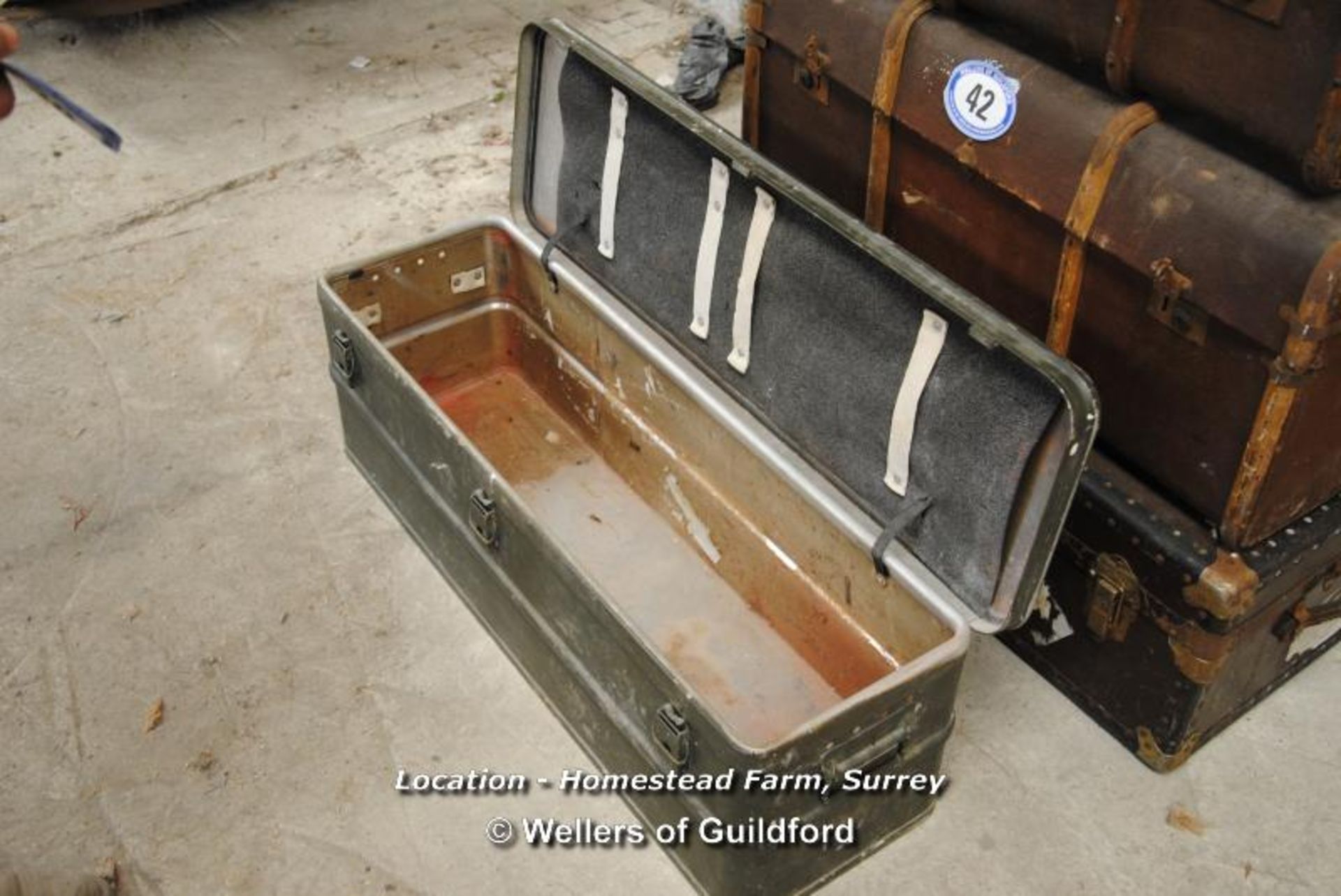 KL88 WW2 AMMO BOX [LOCATION: HOMESTEAD FARM - CALL THE OFFICE TO BOOK A COLLECTION APPOINTMENT /