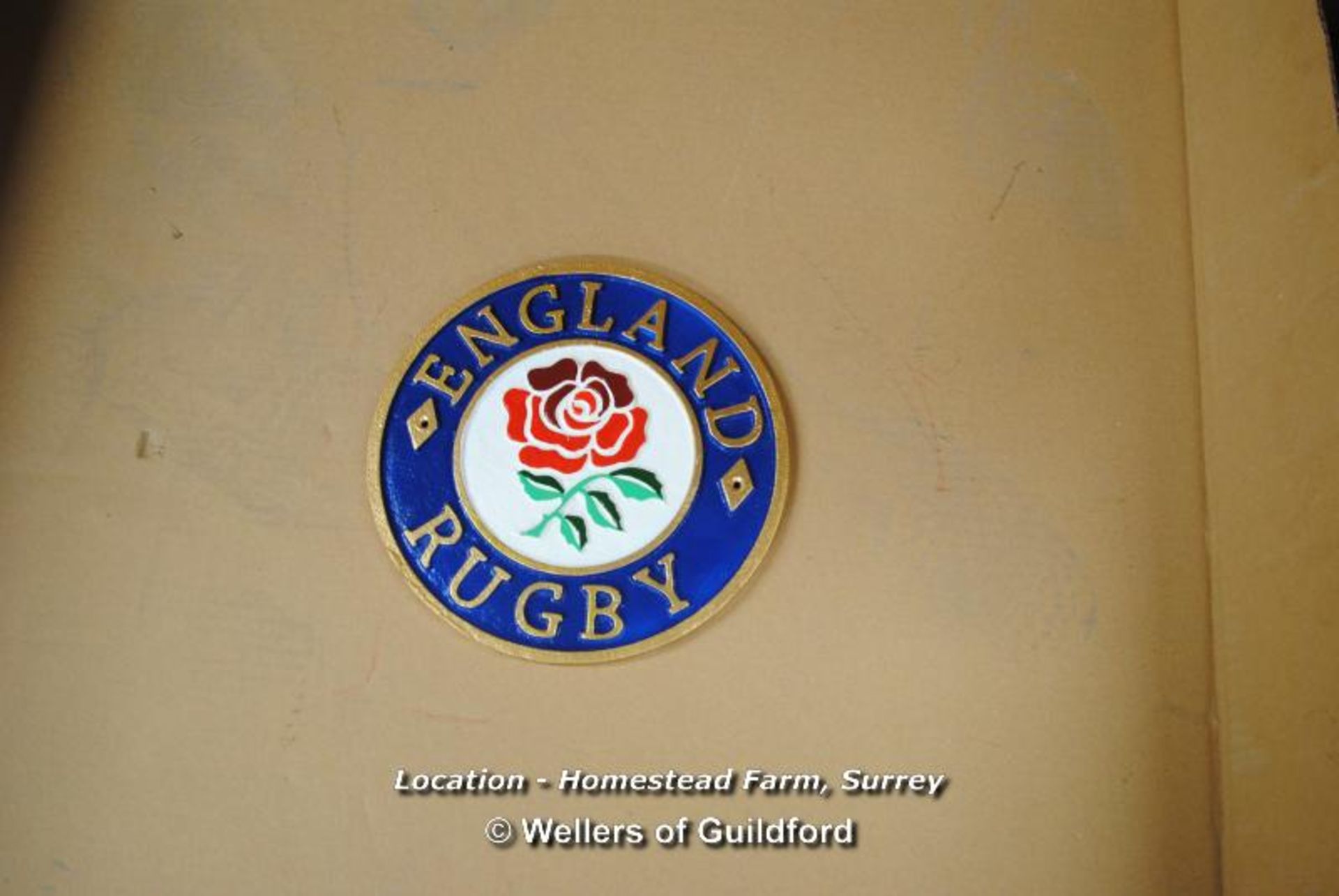 *CAST ENGLAND RUGBY PLAQUE [LOCATION: HOMESTEAD FARM - CALL THE OFFICE TO BOOK A COLLECTION