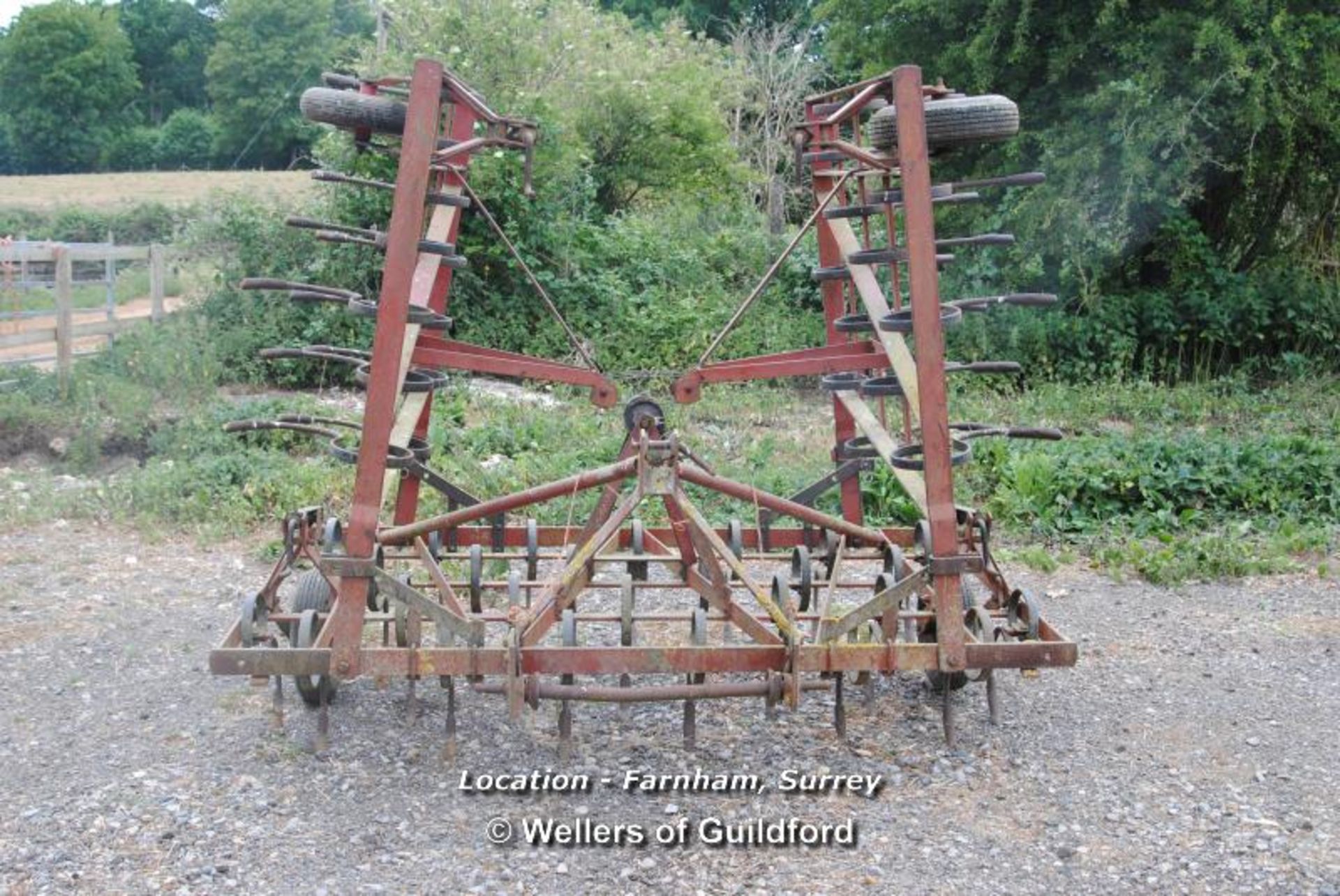 *TRIPLE K CULTIVATOR [LOCATION: AN ESTATE IN FARNHAM, SURREY - CALL THE OFFICE TO BOOK A