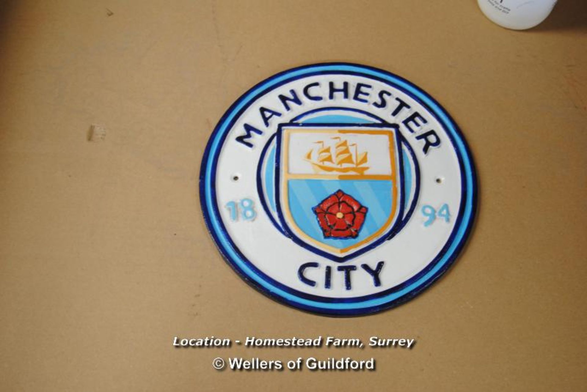 *CAST MANCHESTER CITY PLAQUE [LOCATION: HOMESTEAD FARM - CALL THE OFFICE TO BOOK A COLLECTION