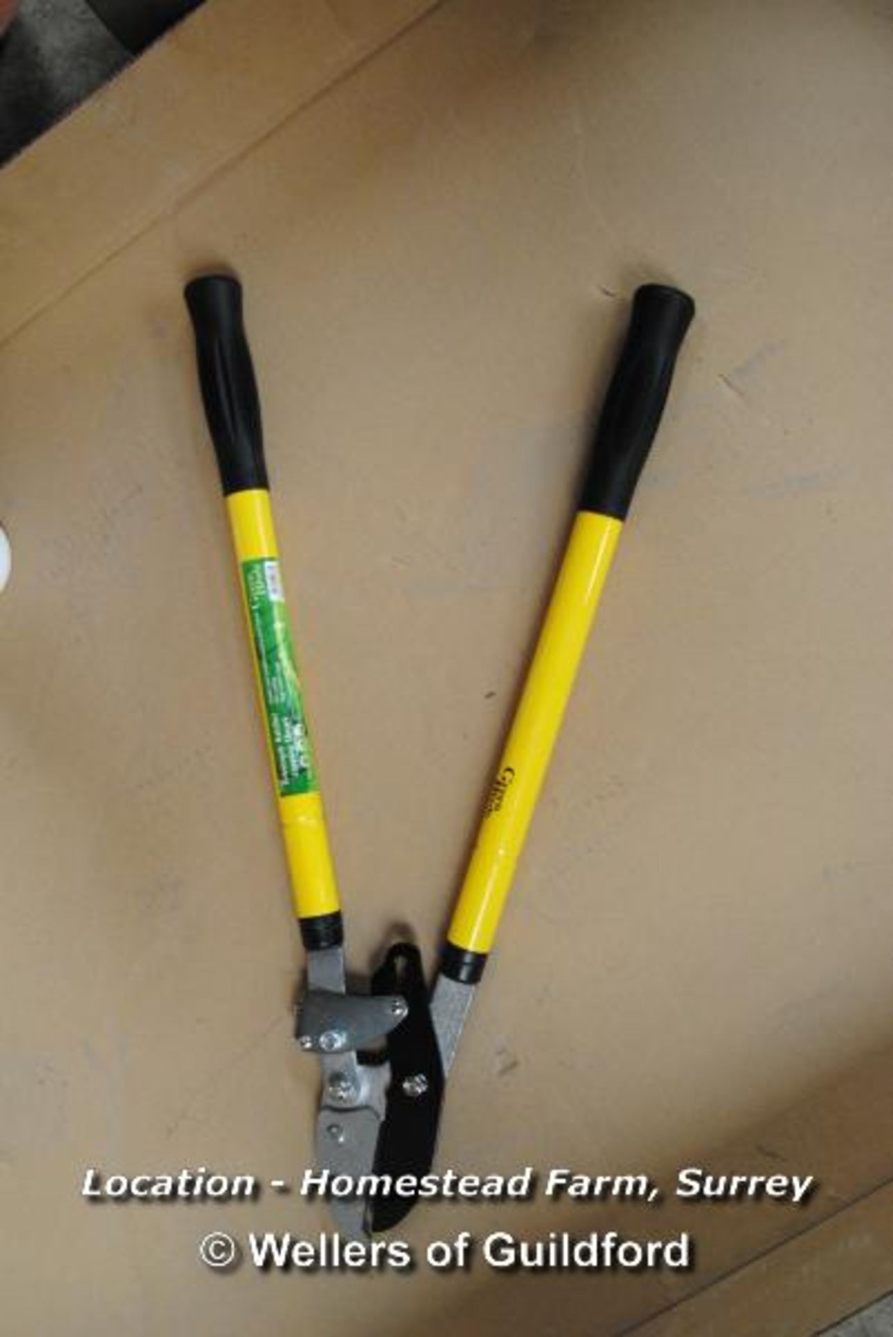 *NEW GREEN BLADE TELESCOPIC RATCHET LOPPING SHEARS [LOCATION: HOMESTEAD FARM - CALL THE OFFICE TO