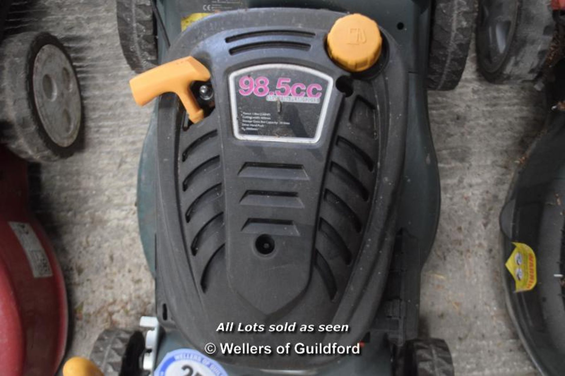 TESCO MOWER WITH 98.5CC ENGINE [LOCATION: HOMESTEAD FARM - CALL THE OFFICE TO BOOK A COLLECTION - Image 2 of 2