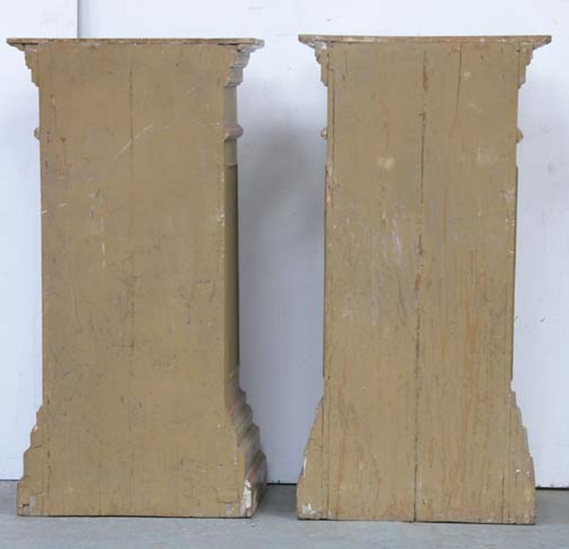 *PAIR OF PINE STANDS, EARLY 1900'S POSSIBLY HUNGARIAN. HEIGHT 1215MM (47.75) X WIDTH 610MM (24IN) - Image 3 of 7