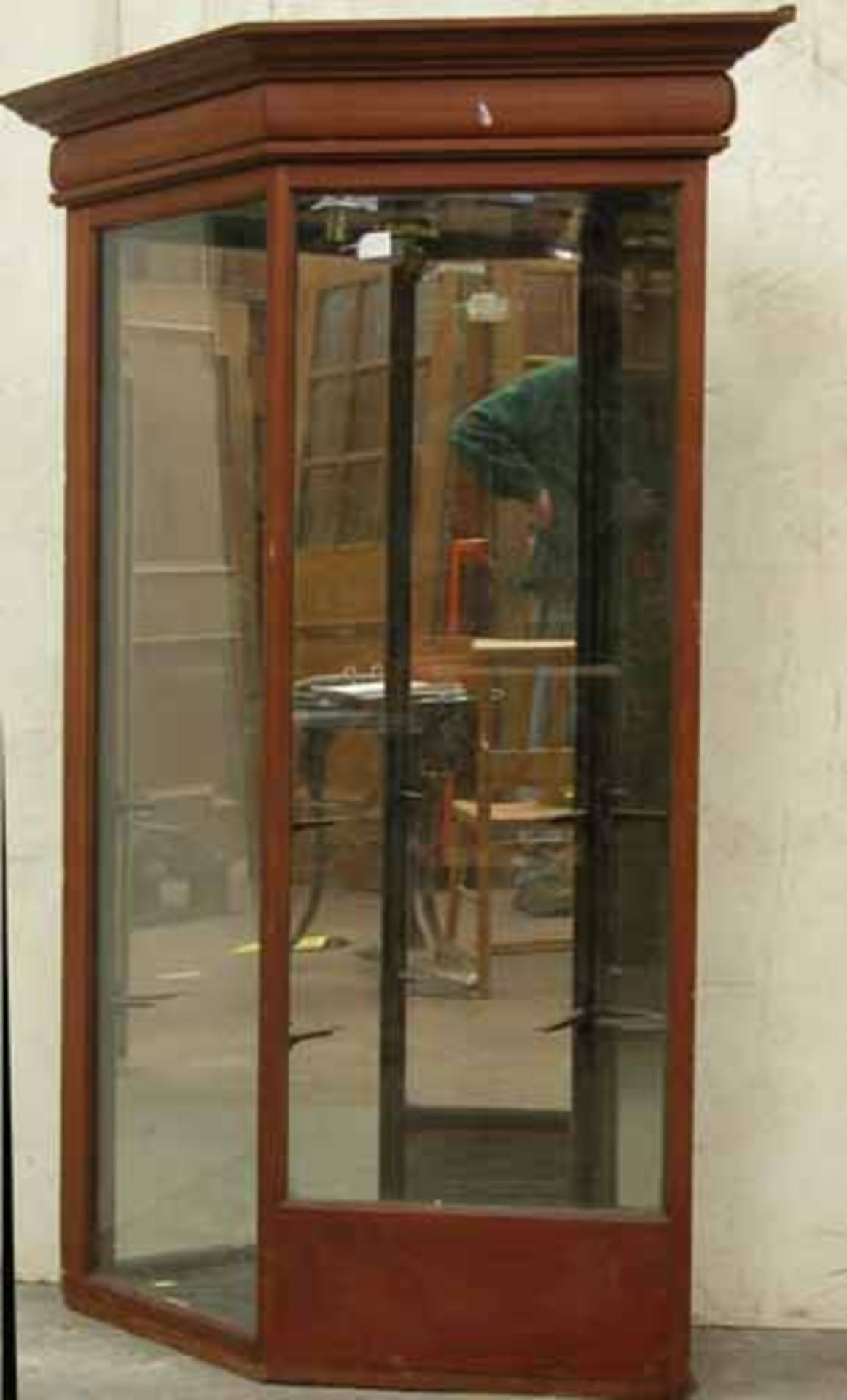 *ANTIQUE FLOOR STANDING MAHOGANY GLAZED SHOP CABINET, VICTORIAN. HEIGHT 1585MM (62.5IN) X WIDTH - Image 4 of 7