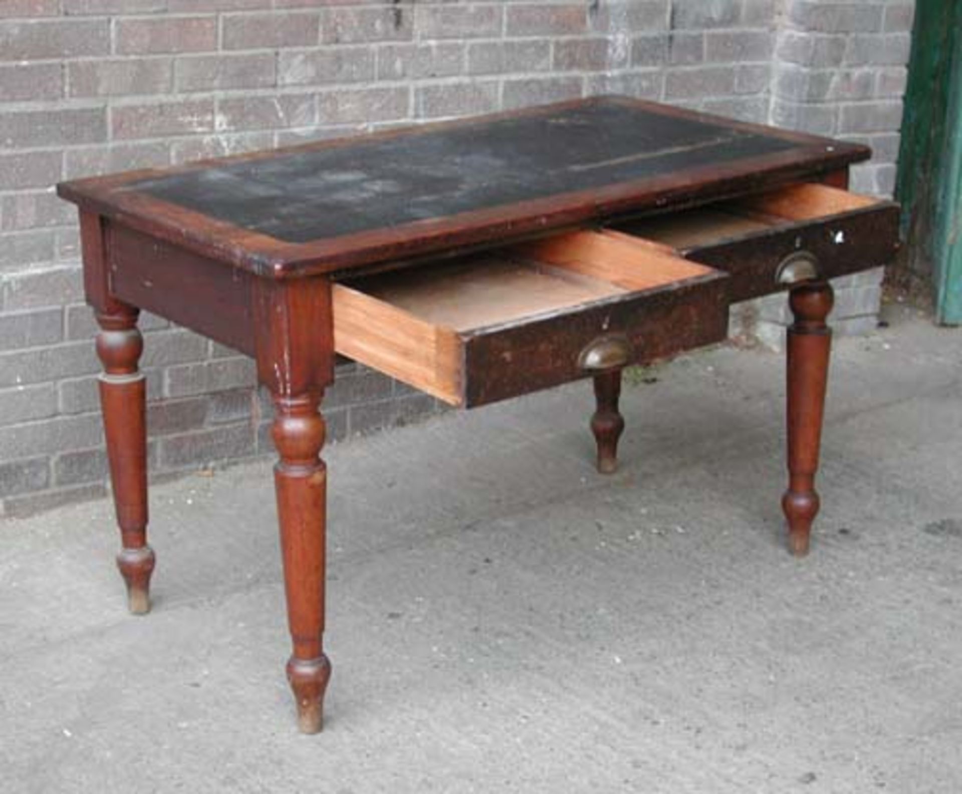 *INLAID TWO DRAWER OAK DESK, EARLY 1900'S. HEIGHT 765MM (30IN) X WIDTH 1215MM (47.75IN) X DEPTH - Image 5 of 5