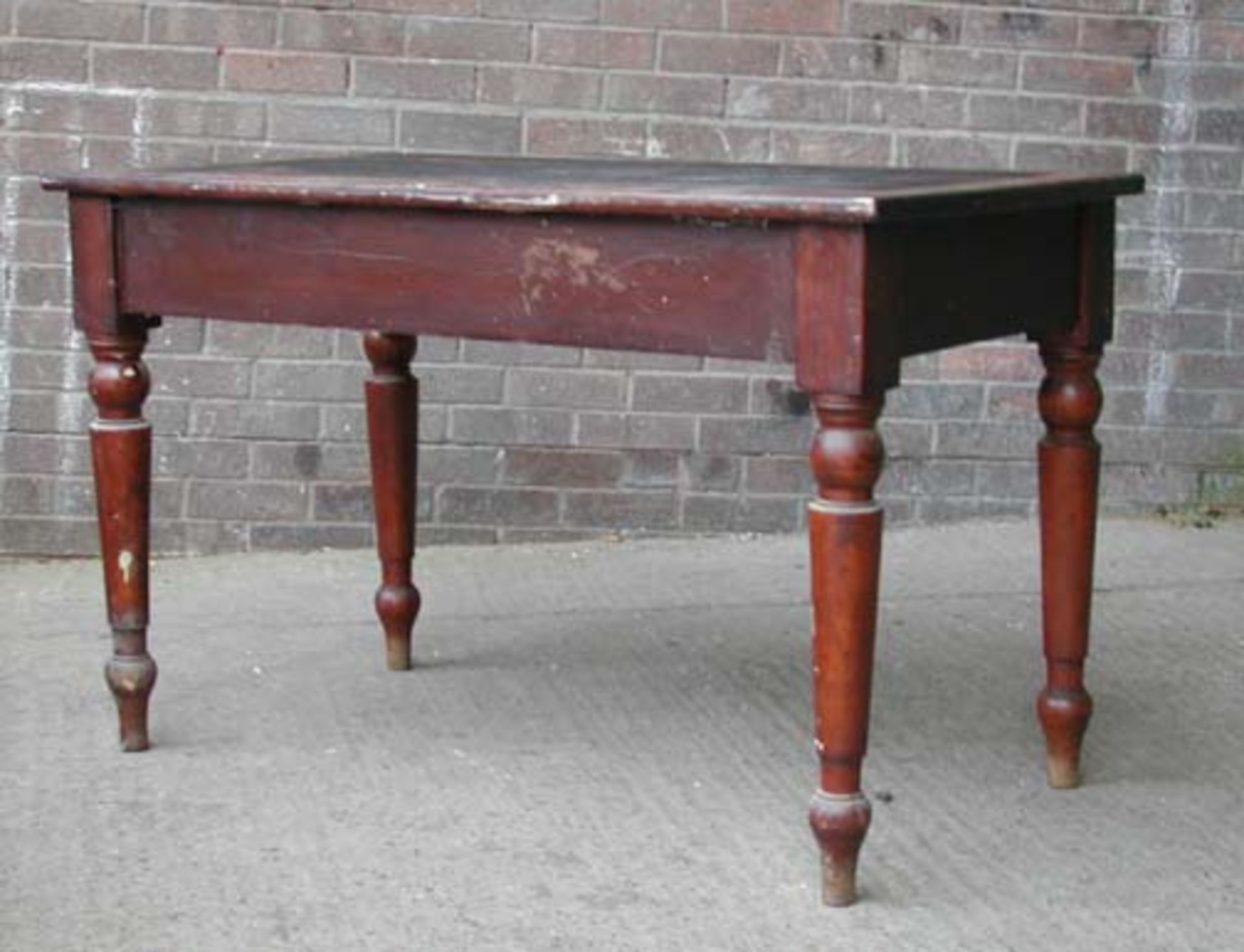 *INLAID TWO DRAWER OAK DESK, EARLY 1900'S. HEIGHT 765MM (30IN) X WIDTH 1215MM (47.75IN) X DEPTH - Image 3 of 5