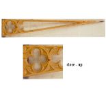 *ANTIQUE DECORATIVE PIERCED PINE GOTHIC SPANDREL WITH QUATREFOIL DETAILS,CIRCA 1890. 320MM (12IN)