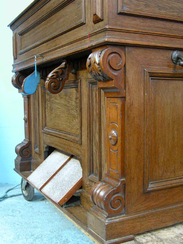 *FRENCH REED ORGAN, FULLY RESTORED, EARLY 1900S. HEIGHT 995MM (39.5IN) X WIDTH 1280MM (50.25IN) X - Image 3 of 8