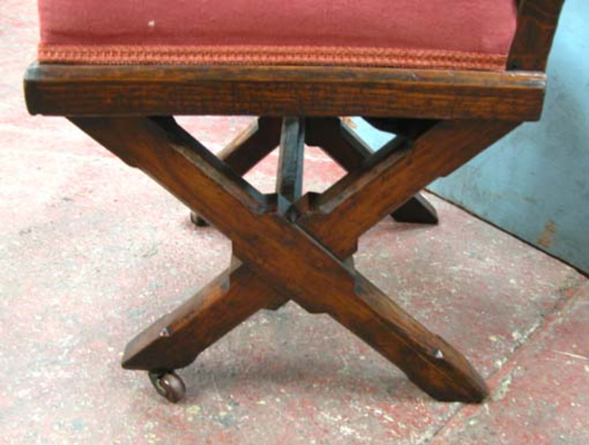 *SET OF FOUR OAK CHAIRS WITH GOTHIC DETAILS, CIRCA 1880. 920MM (36IN) HIGH X 475MM (18.75IN) WIDE - Image 5 of 6