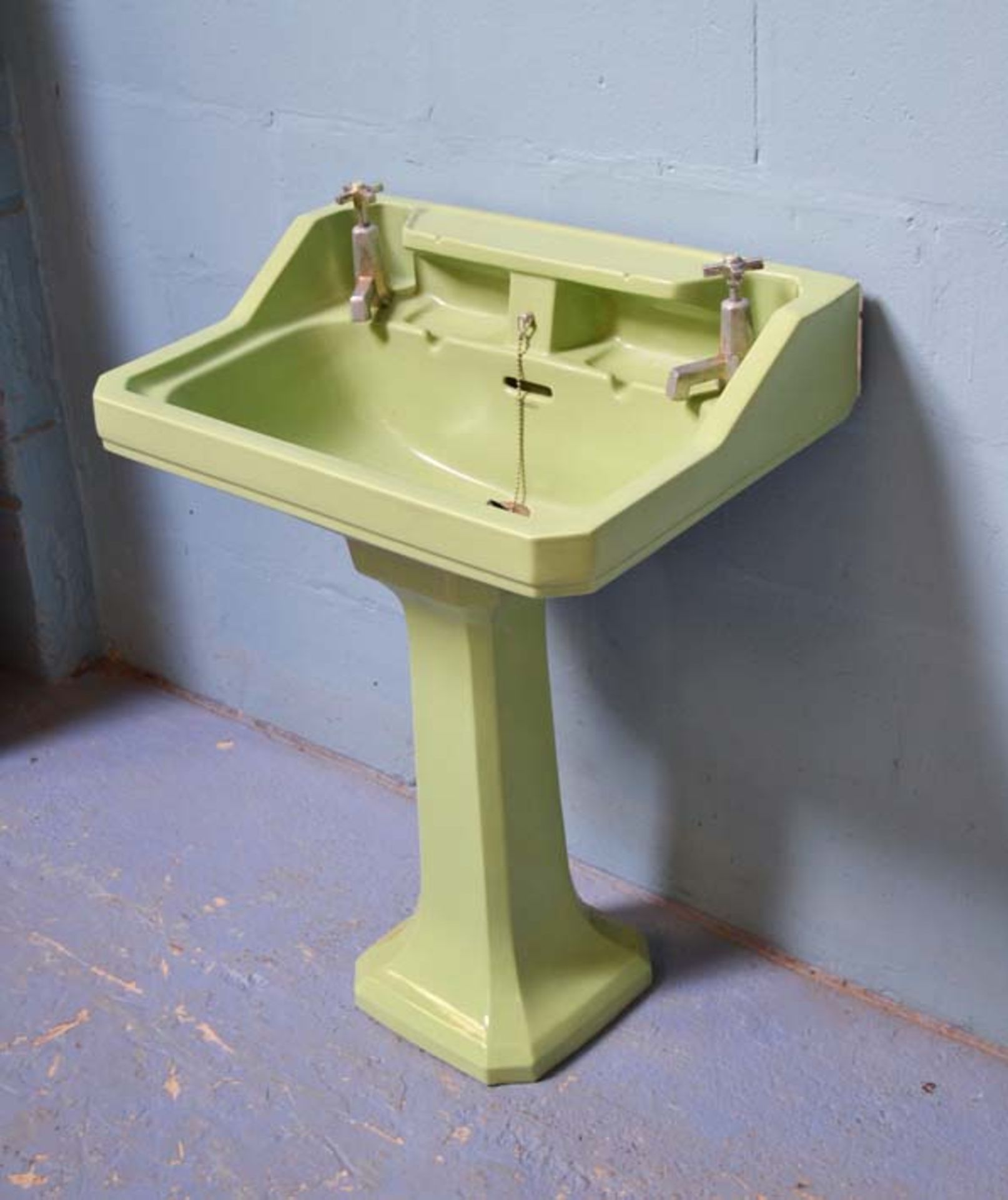 *ART DECO HAND BASIN