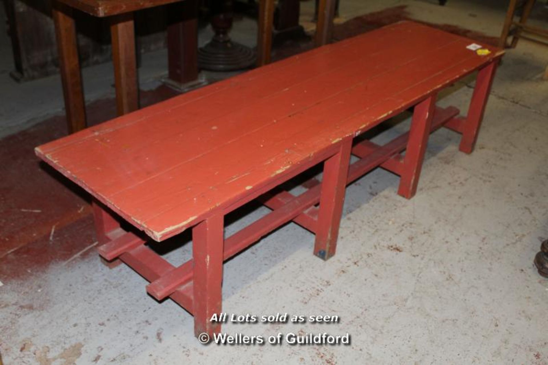 *PINE BENCH LENGTH 1590MM