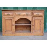 *PINE DRESSER, EARLY 1900'S. HEIGHT 935MM (36.75IN) X WIDTH 1530MM (60IN) X DEPTH 500MM (19.5IN) [