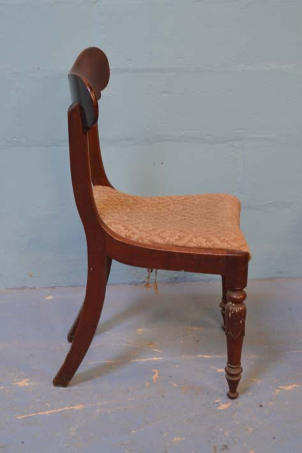 *PAIR OF EARLY VICTORIAN MAHOGANY ANTIQUE CHAIRS. 880MM ( 34.75" ) HIGH X 520MM ( 20.5" ) WIDE X - Image 3 of 5