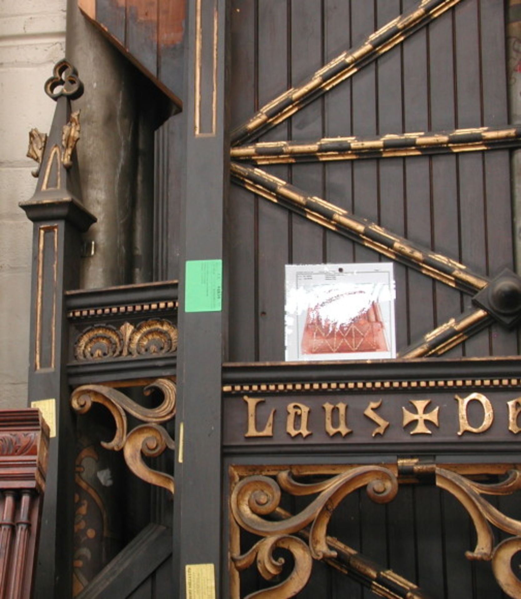 *CARVED, EBONISED GOTHIC ORGAN CASE WOODWORK WITH GOLD PAINTED DETAILS, CIRCA 1860. 2680MM (105.5IN) - Image 3 of 9