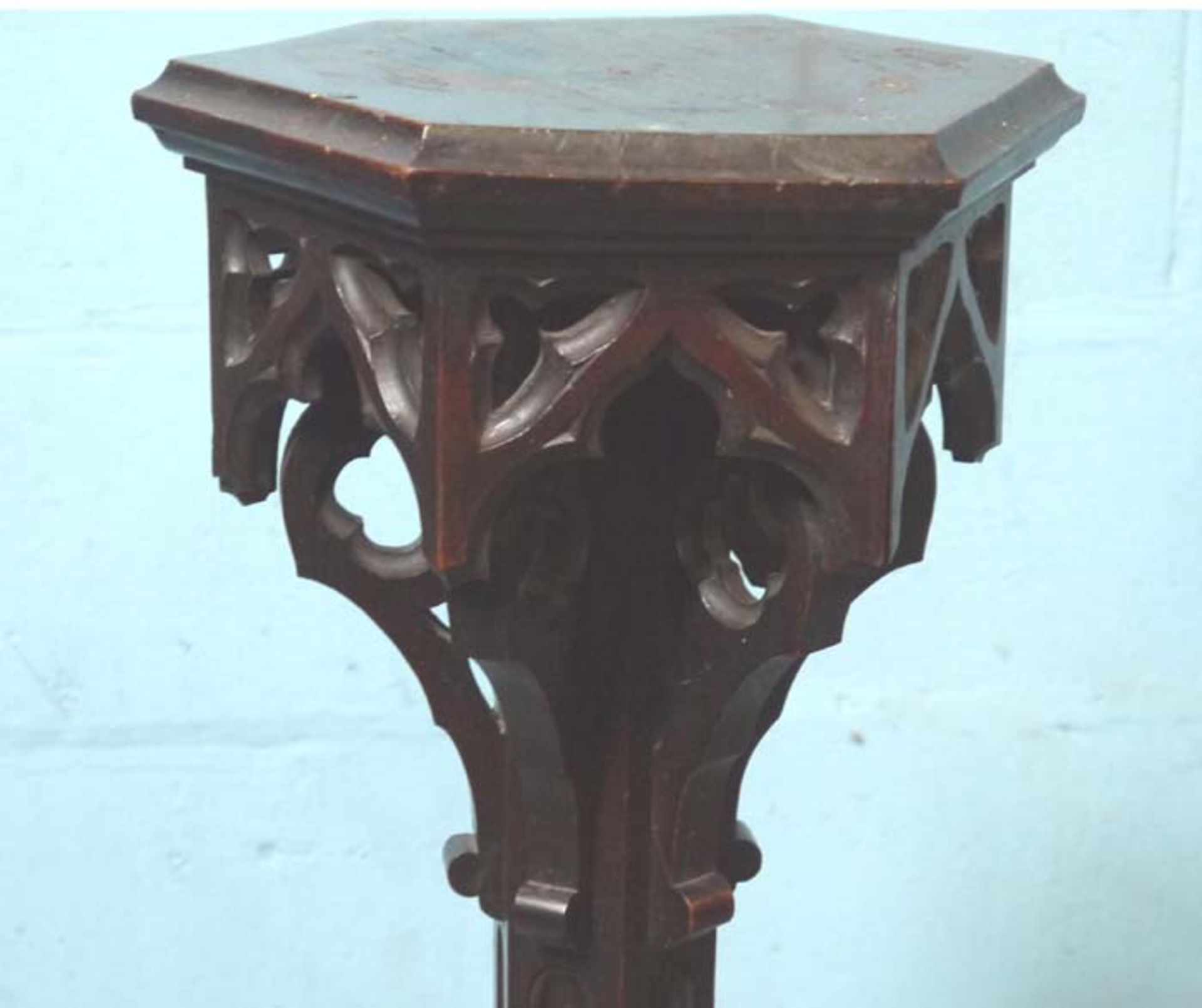 *PAIR OF VICTORIAN GOTHIC STANDS. 1220MM ( 48" ) HIGH. PLINTH 230MM ( 9" ) WIDE X BASE 360MM ( 14" ) - Image 3 of 8