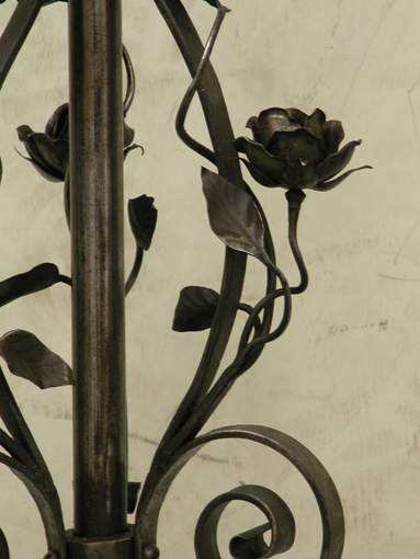 *VICTORIAN WROUGHT IRON LAMP STAND, CIRCA 1860. HEIGHT 1350MM (53IN) MIN. 2180MM (85IN) MAX. X WIDTH - Image 3 of 6
