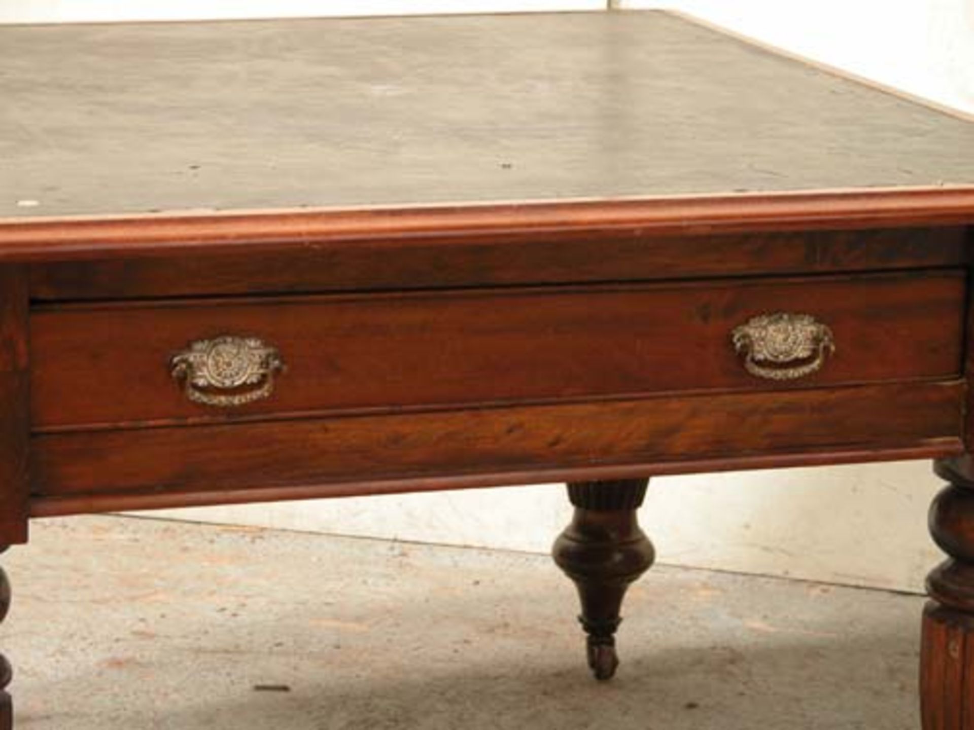 *VICTORIAN MAHOGANY AND BEECH LIBRARY TABLE, CIRCA 1890. HEIGHT 750MM (29.5IN) X WIDTH 1115MM (44IN) - Image 6 of 8