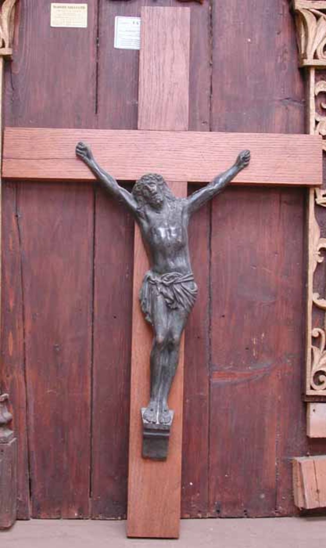 *OAK CROSS WITH BRONZE CORPUS CHRISTI (CROSS NOT ORIGINAL). CORPUS CHRISTI 1870, OAK 1900. 1090MM (