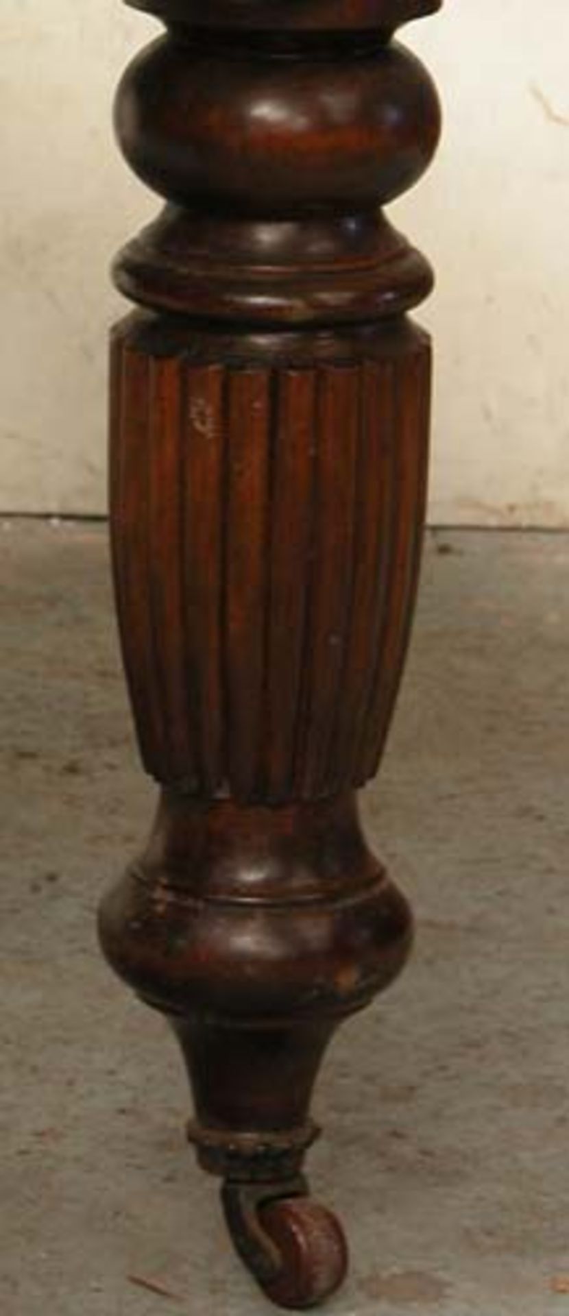 *VICTORIAN MAHOGANY AND BEECH LIBRARY TABLE, CIRCA 1890. HEIGHT 750MM (29.5IN) X WIDTH 1115MM (44IN) - Image 2 of 8