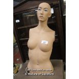 LADIES MANNEQUIN TORSO