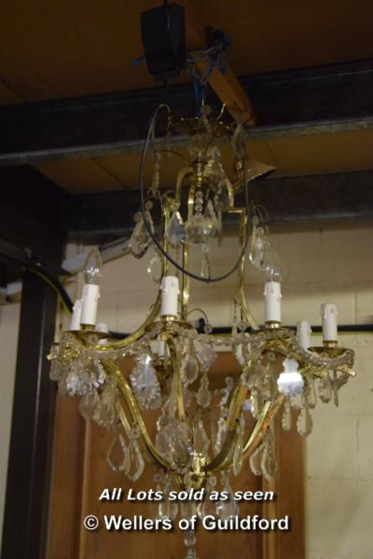 *PAIR OF LARGE CUT GLASS CHANDELIERS, CIRCA 1930. HEIGHT 1160MM (45.5IN) X DIAMETER 600MM (23.5IN) - Image 2 of 2