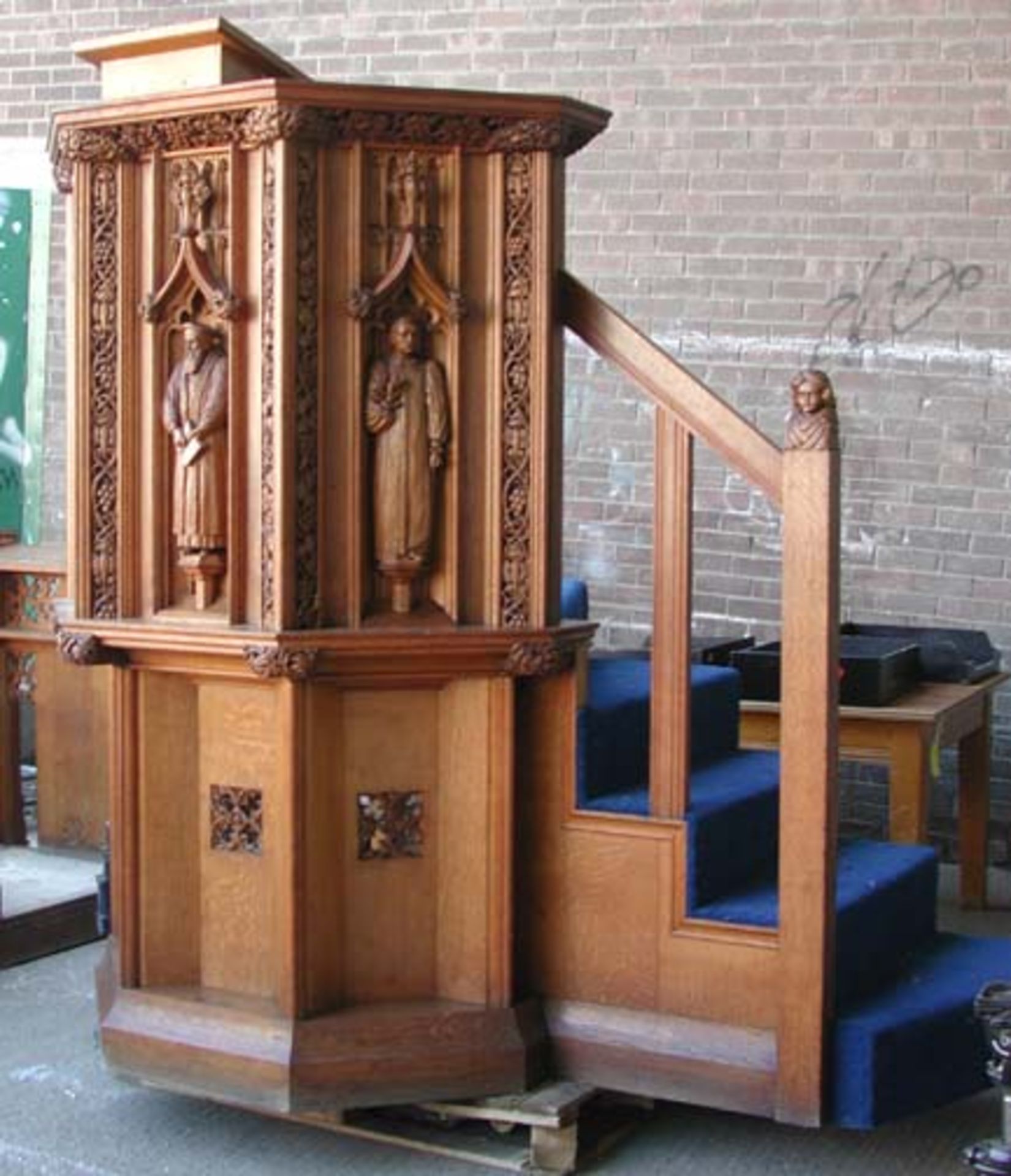 *ANTIQUE GOTHIC OAK PULPIT WITH CARVED FIGURES, CIRCA 1900. HEIGHT 2050MM (80.75IN) EXCL SLOPE X