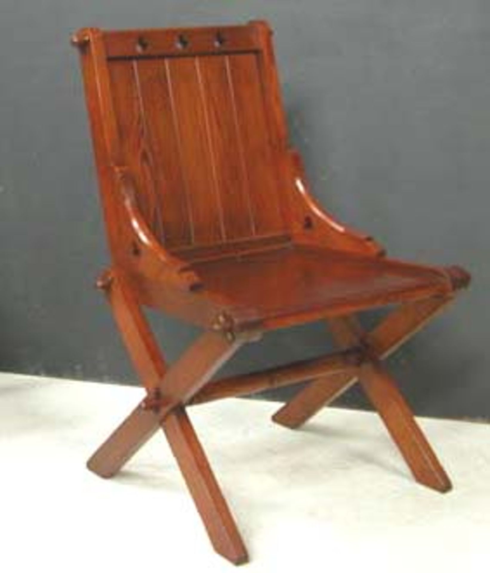 *PITCH PINE GLASTONBURY CHAIR, CIRCA 1880. 900MM (35.4IN) HIGH X 610MM (24IN) WIDE X 530MM (20.