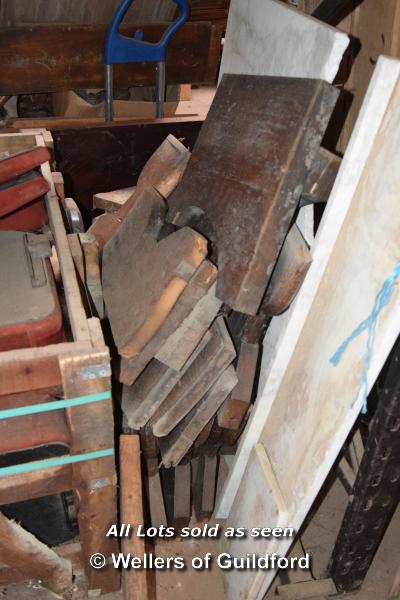 *TWO PALLETS OF PEW ENDS AND ASSOCIATED LEGS - Image 3 of 3