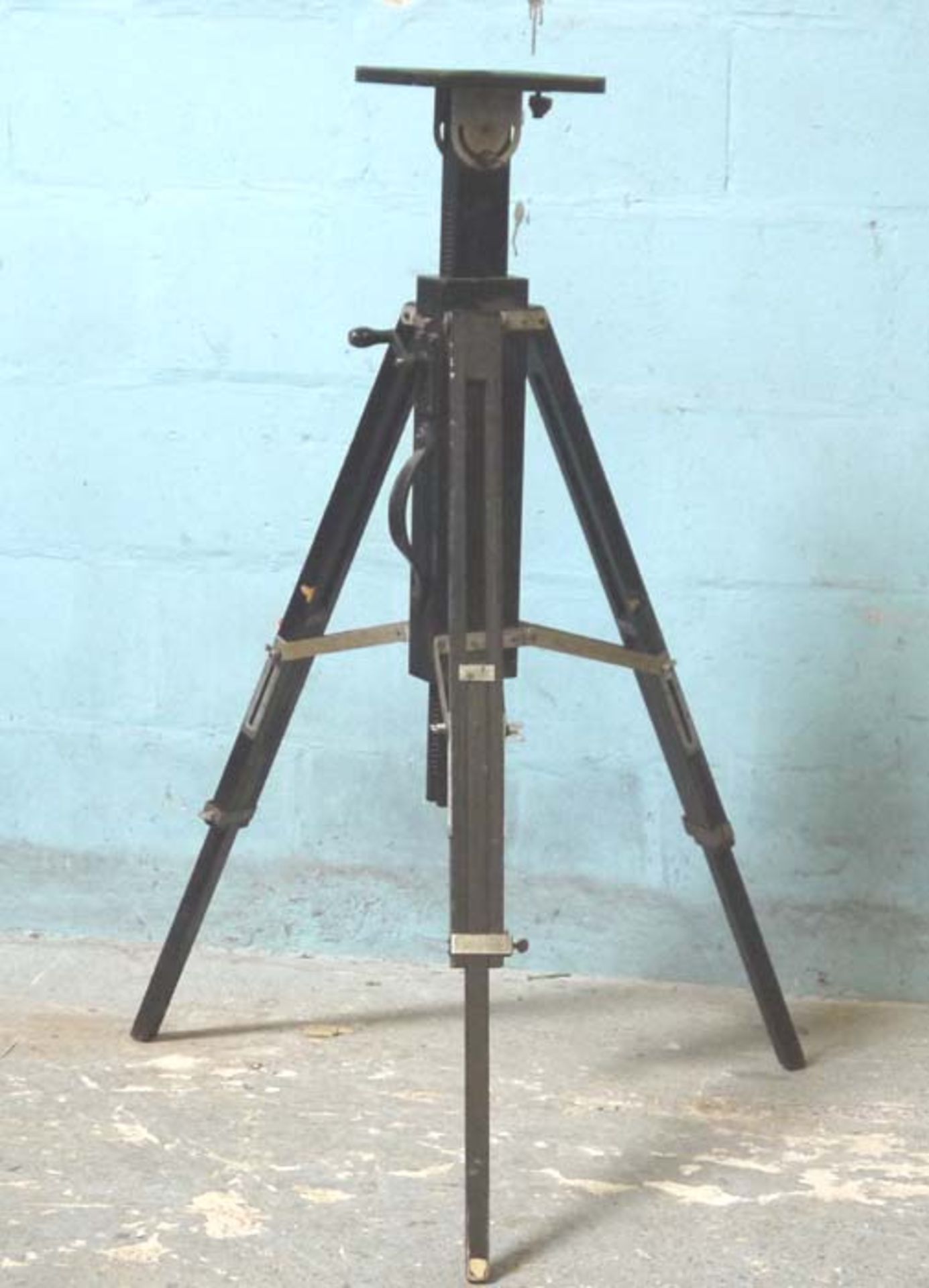 *WOODEN TRIPOD PAINTED BLACK. MAX 1830MM ( 72" ) HIGH X 760MM ( 30" ) DIAMETER OF BASE [0]
