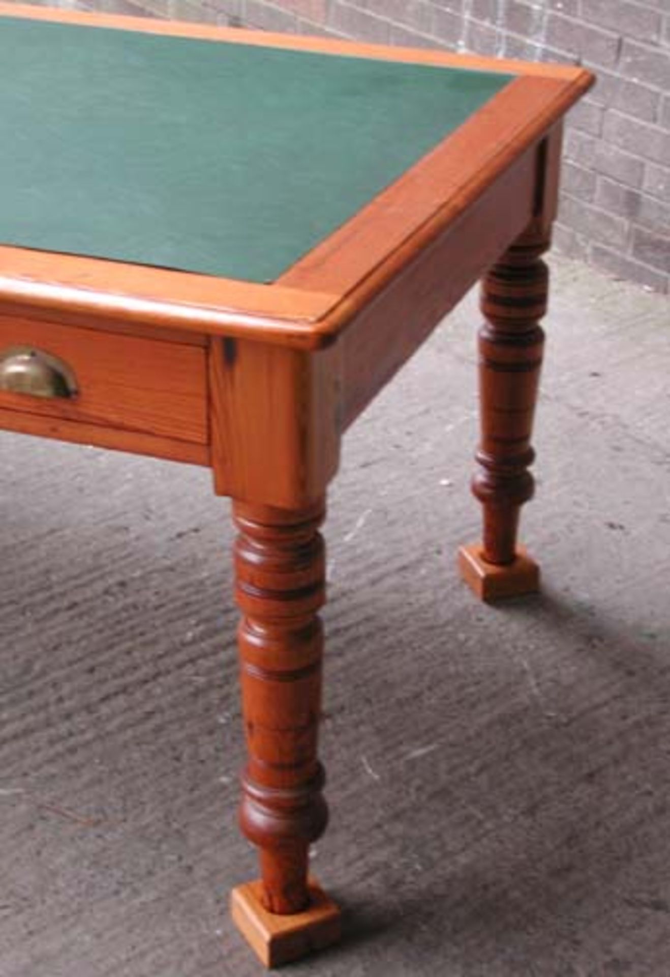 *PITCH PINE EDWARDIAN LIBRARY TABLE. HEIGHT 775MM (30.5IN) X WIDTH 1830MM (72IN) X DEPTH 990MM ( - Image 6 of 7