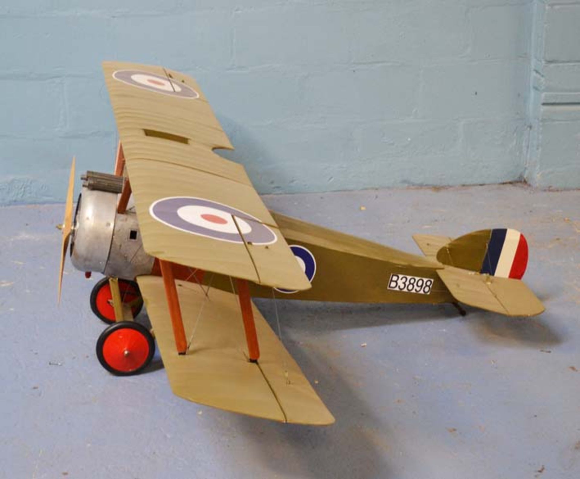 SOPWITH CAMEL, FLYING MODEL. 2135MM ( 84" ) WIDE X 1400MM ( 55" ) DEEP X 660MM ( 26" ) HIGH. [0] - Image 3 of 13