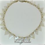 *Mother Of Pearl Leaf Shape Choker Necklace On Crochet Back [LQD123]