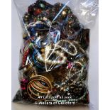 Bag Of Costume Jewellery, Gross Weight 2.85 Kilograms